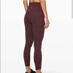 Lululemon align formation camo dark adobe 25”